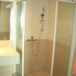 bathroom kedua hampton