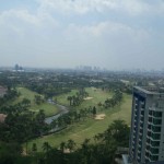 view golf dari balkon unit